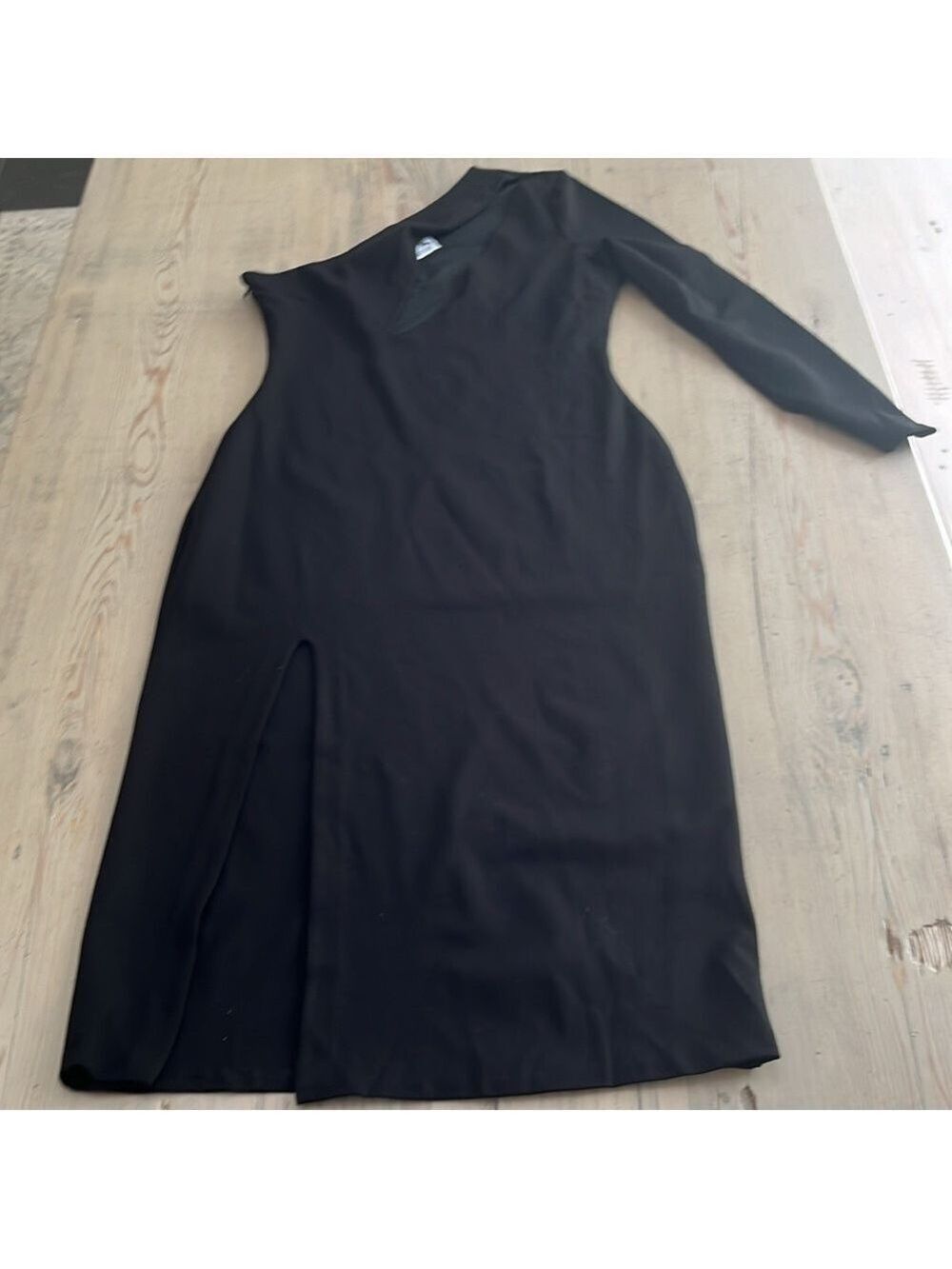 NWT. Nathalie Cut Out One Shoulder Midi Black Dress Size Large - Picture 14 of 14
